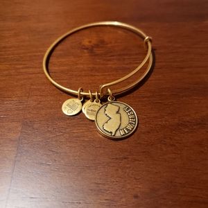Alex and Ani New Jersey (+) Energy 2014
